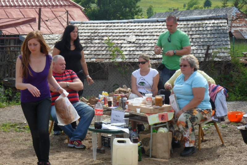Súťaž vo varení kotlíkového guľášu 2012
